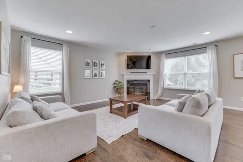 814 Cherry Tree Lane Greenwood IN 46143