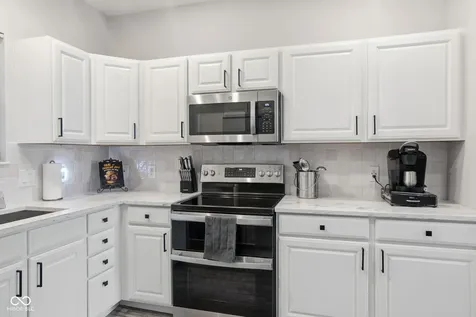 9165 Huxley Court Fishers IN 46037