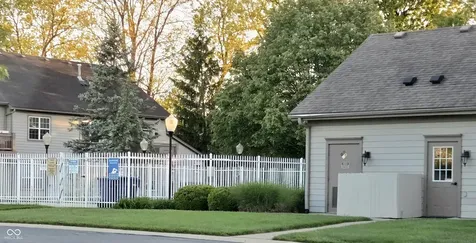 9165 Huxley Court Fishers IN 46037