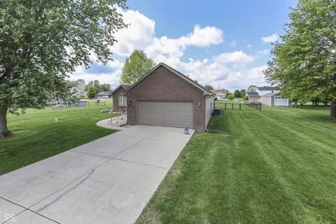 3464 Nicholas Court Martinsville IN 46151