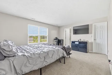 7022 Forrester Lane Indianapolis IN 46217