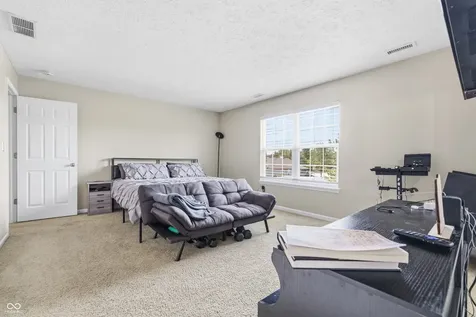 7022 Forrester Lane Indianapolis IN 46217