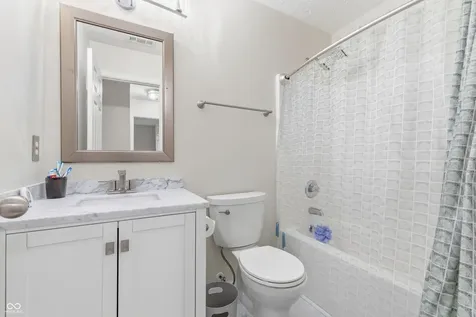 7022 Forrester Lane Indianapolis IN 46217