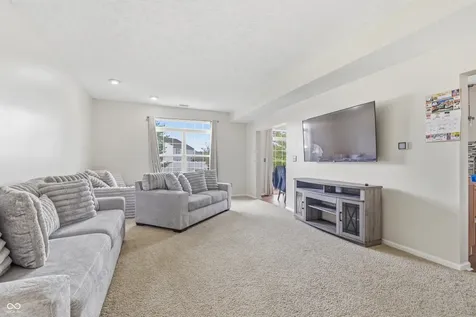 7022 Forrester Lane Indianapolis IN 46217