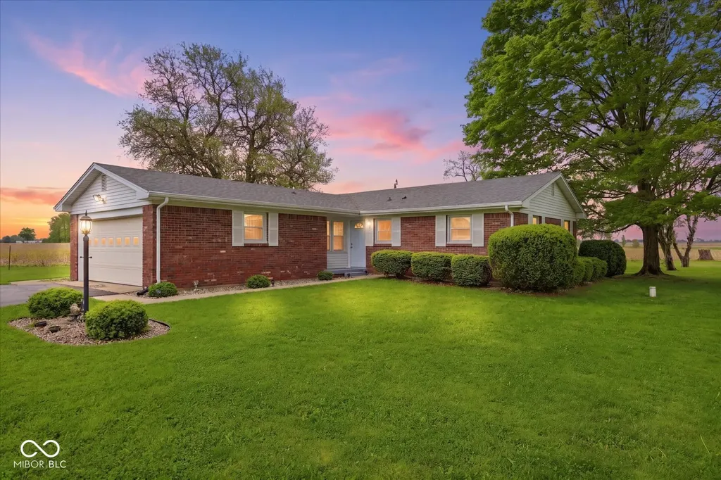 1598 S Thompson Road Shelbyville IN 46176