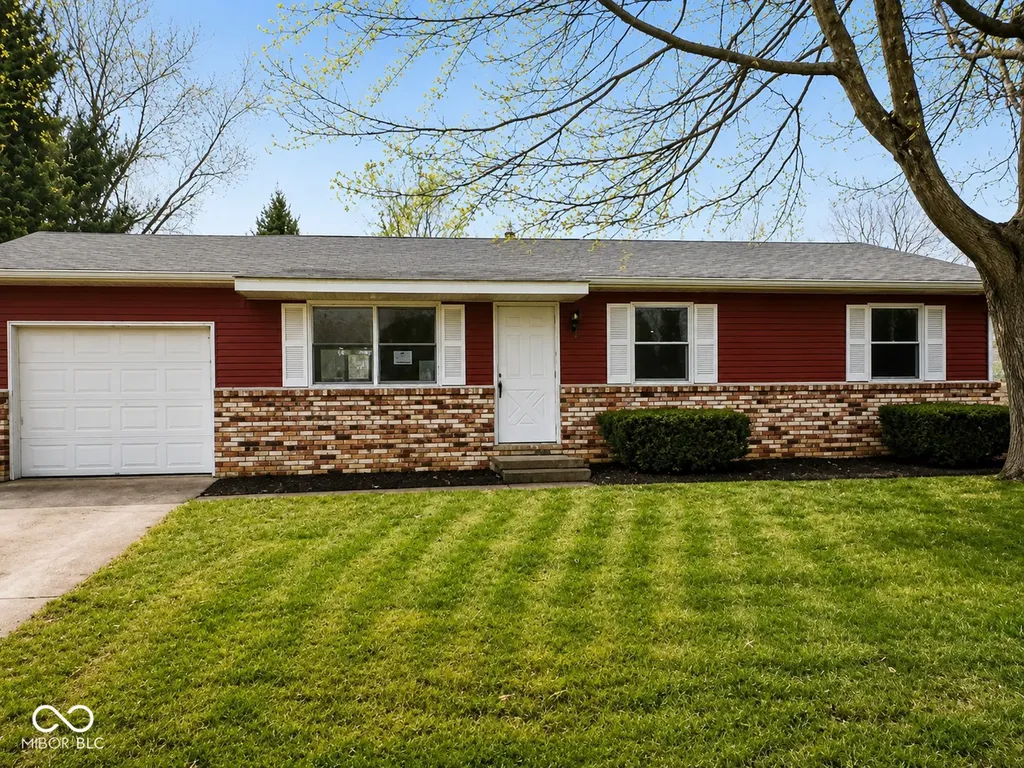1345 Countryside Lane Indianapolis IN 46231