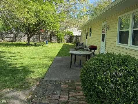 480 Mccarty Drive Greenwood IN 46142