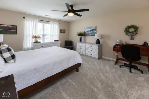 6524 Emerald Crossing Way Indianapolis IN 46221