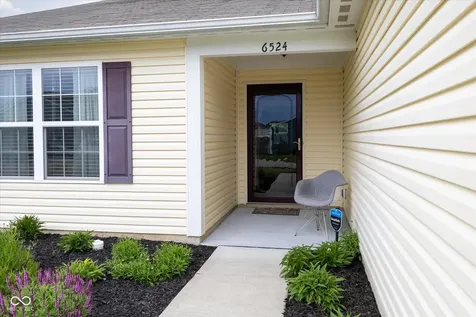 6524 Emerald Crossing Way Indianapolis IN 46221