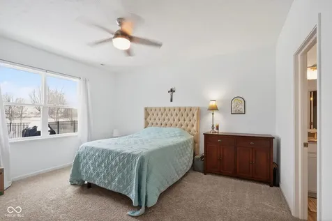 6044 Medina Spirit Drive Indianapolis IN 46237