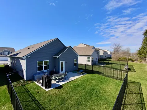 6044 Medina Spirit Drive Indianapolis IN 46237