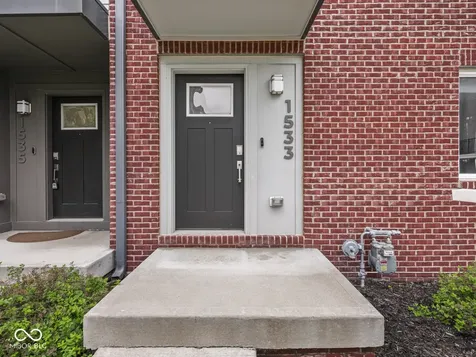1533 Tannery Way Indianapolis IN 46202
