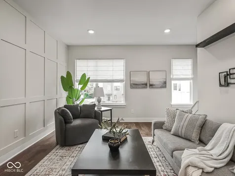 1533 Tannery Way Indianapolis IN 46202