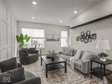 1533 Tannery Way Indianapolis IN 46202