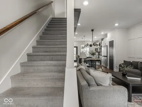 1533 Tannery Way Indianapolis IN 46202