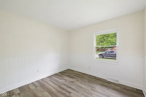 7609 Tinsel Avenue Indianapolis IN 46237