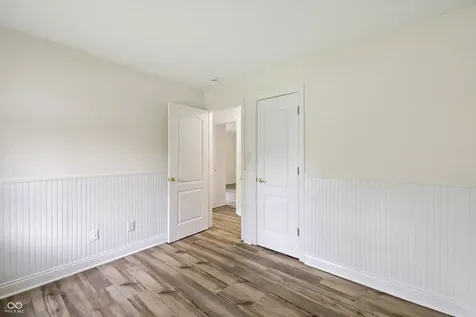 7609 Tinsel Avenue Indianapolis IN 46237