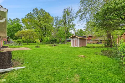 7609 Tinsel Avenue Indianapolis IN 46237