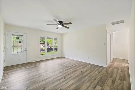 7609 Tinsel Avenue Indianapolis IN 46237
