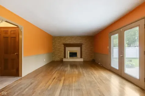 6829 Willoughby Court Indianapolis IN 46214