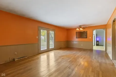 6829 Willoughby Court Indianapolis IN 46214