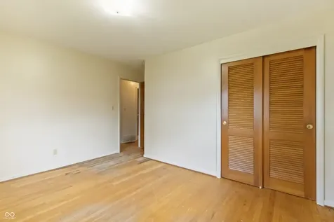 6829 Willoughby Court Indianapolis IN 46214
