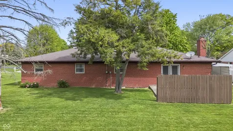 6829 Willoughby Court Indianapolis IN 46214