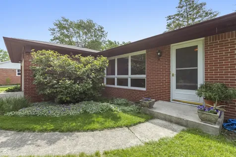 6829 Willoughby Court Indianapolis IN 46214