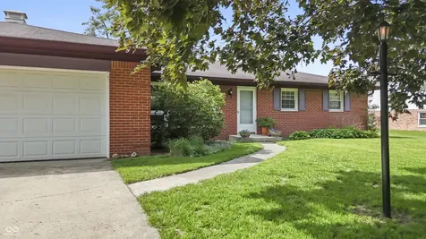 6829 Willoughby Court Indianapolis IN 46214