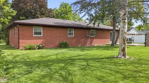 6829 Willoughby Court Indianapolis IN 46214
