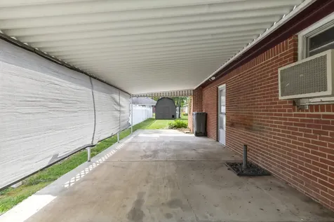 6829 Willoughby Court Indianapolis IN 46214