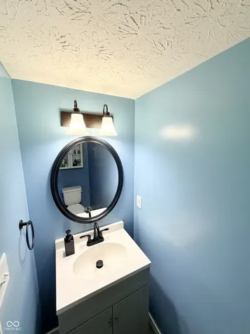6922 Devinney Lane Indianapolis IN 46221