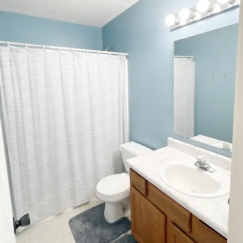 6922 Devinney Lane Indianapolis IN 46221