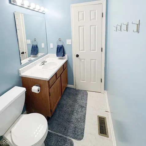 6922 Devinney Lane Indianapolis IN 46221