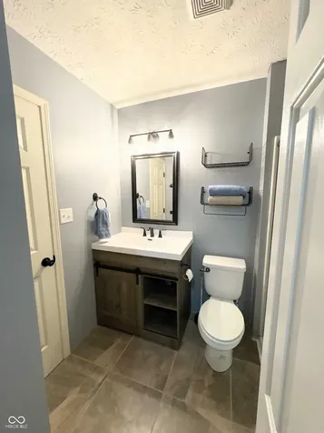 6922 Devinney Lane Indianapolis IN 46221
