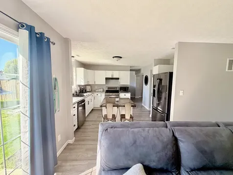 6922 Devinney Lane Indianapolis IN 46221