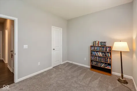 6683 Birmingham Avenue Mccordsville IN 46055