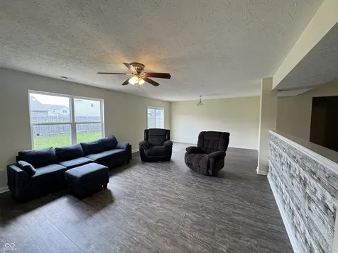 2216 Cherrybark Court Shelbyville IN 46176
