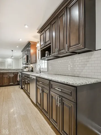 1014 W 77th Street South Drive Indianapolis IN 46260