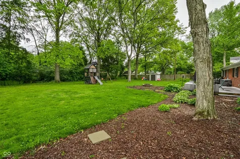 1014 W 77th Street South Drive Indianapolis IN 46260