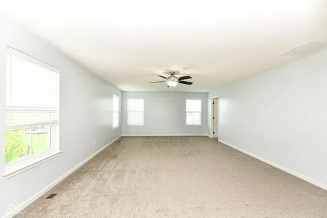 11946 Eaglerun Way Zionsville IN 46077