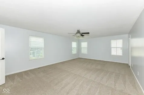 11946 Eaglerun Way Zionsville IN 46077