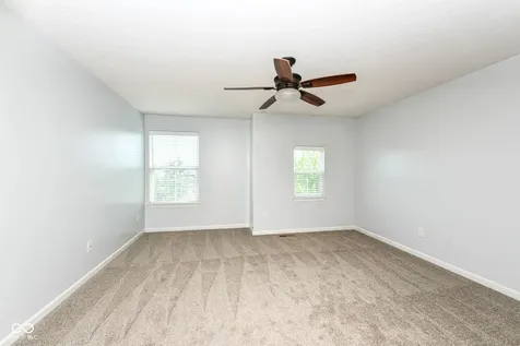 11946 Eaglerun Way Zionsville IN 46077
