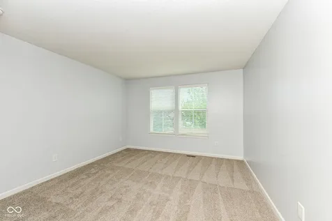 11946 Eaglerun Way Zionsville IN 46077