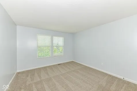 11946 Eaglerun Way Zionsville IN 46077