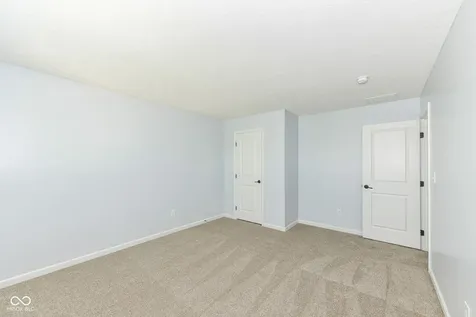11946 Eaglerun Way Zionsville IN 46077