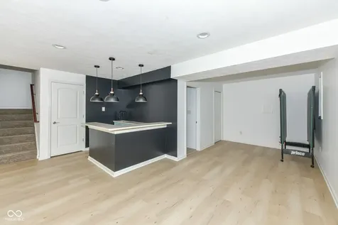 11946 Eaglerun Way Zionsville IN 46077