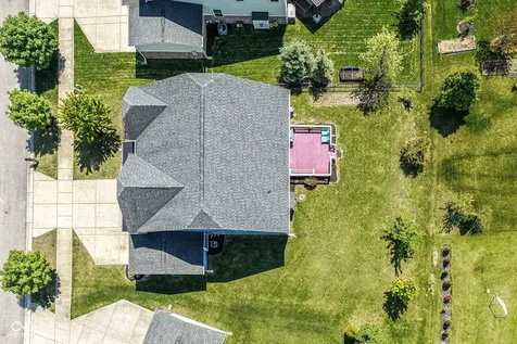 11946 Eaglerun Way Zionsville IN 46077