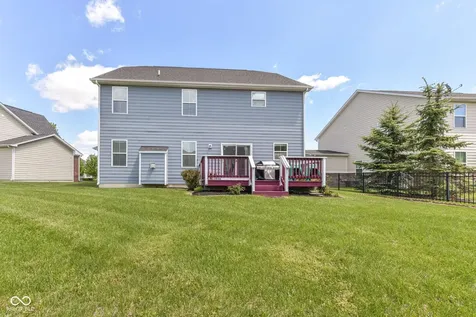 11946 Eaglerun Way Zionsville IN 46077