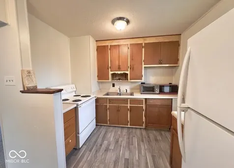 1120 Bomar Lane Greenwood IN 46142